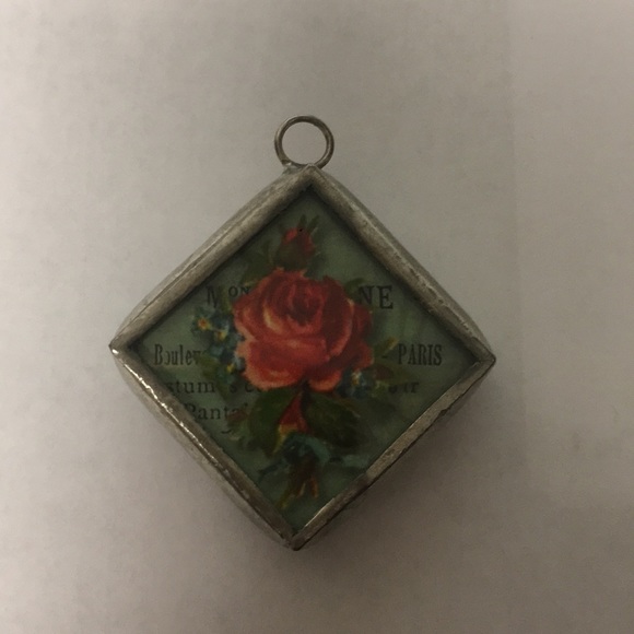 Jewel Kade Fleur de Lis Charm - Picture 2 of 2